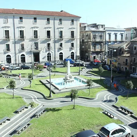 Cutelli Alojamento de Acomodação e Pequeno-almoço Catânia