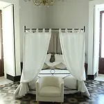 Alojamento de Acomodação e Pequeno-almoço Cutelli 4*