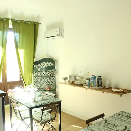 Cutelli לינה וארוחת בוקר 4*